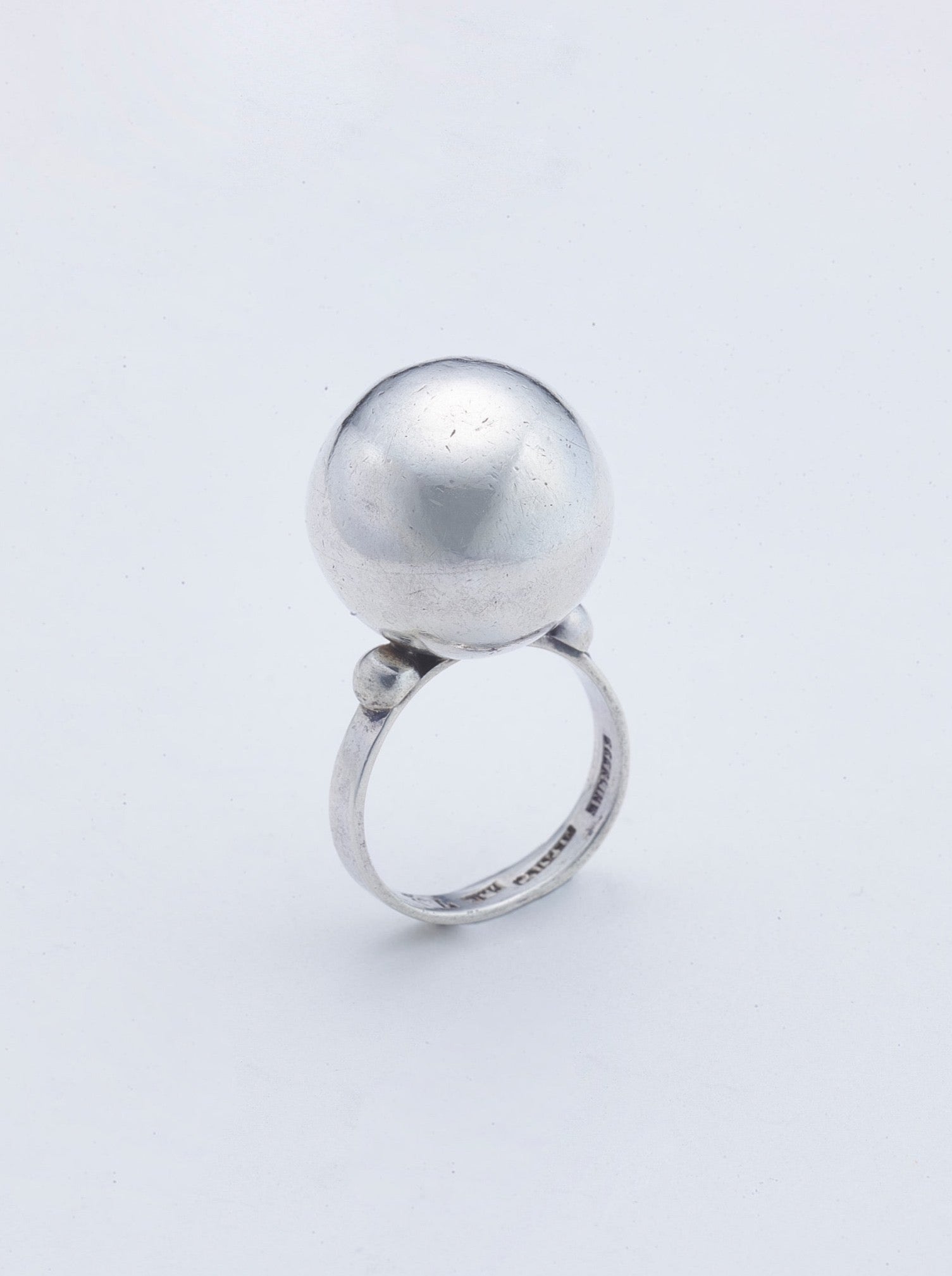 Ball Point Ring